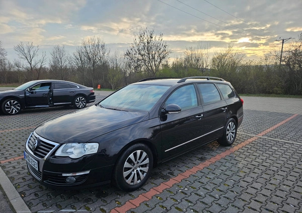 Volkswagen Passat cena 16900 przebieg: 170000, rok produkcji 2008 z Wągrowiec małe 154